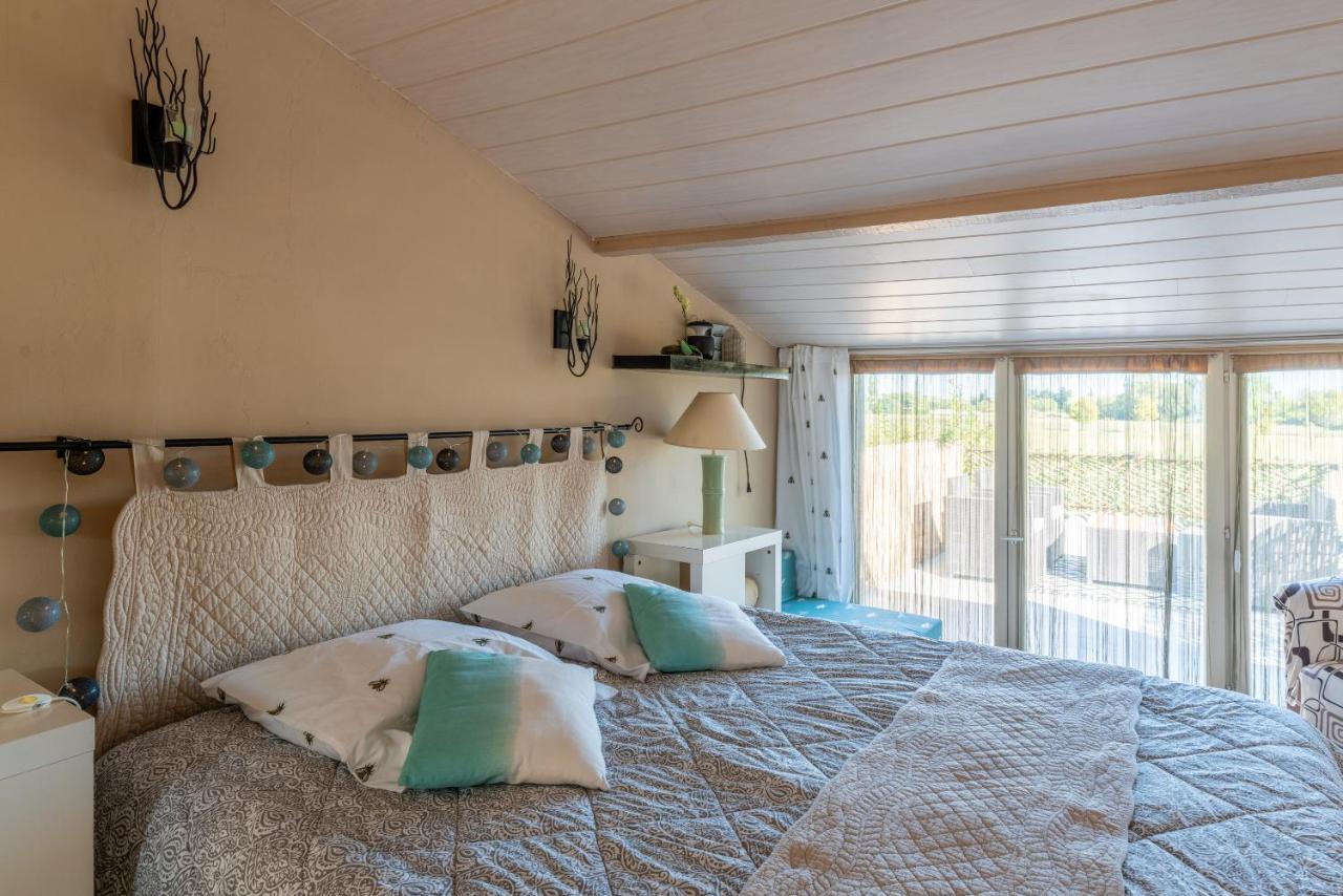 Appart Aux Portes De La Camargue Manduel エクステリア 写真